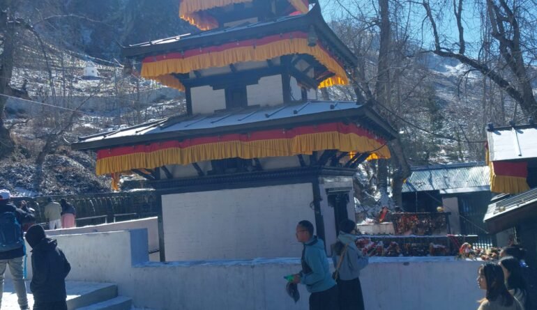 Muktinath-temple-views-seen-in-winter